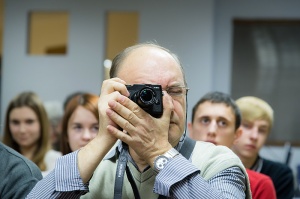 На заседании Челябинского фотоклуба показали лучшие репортажи