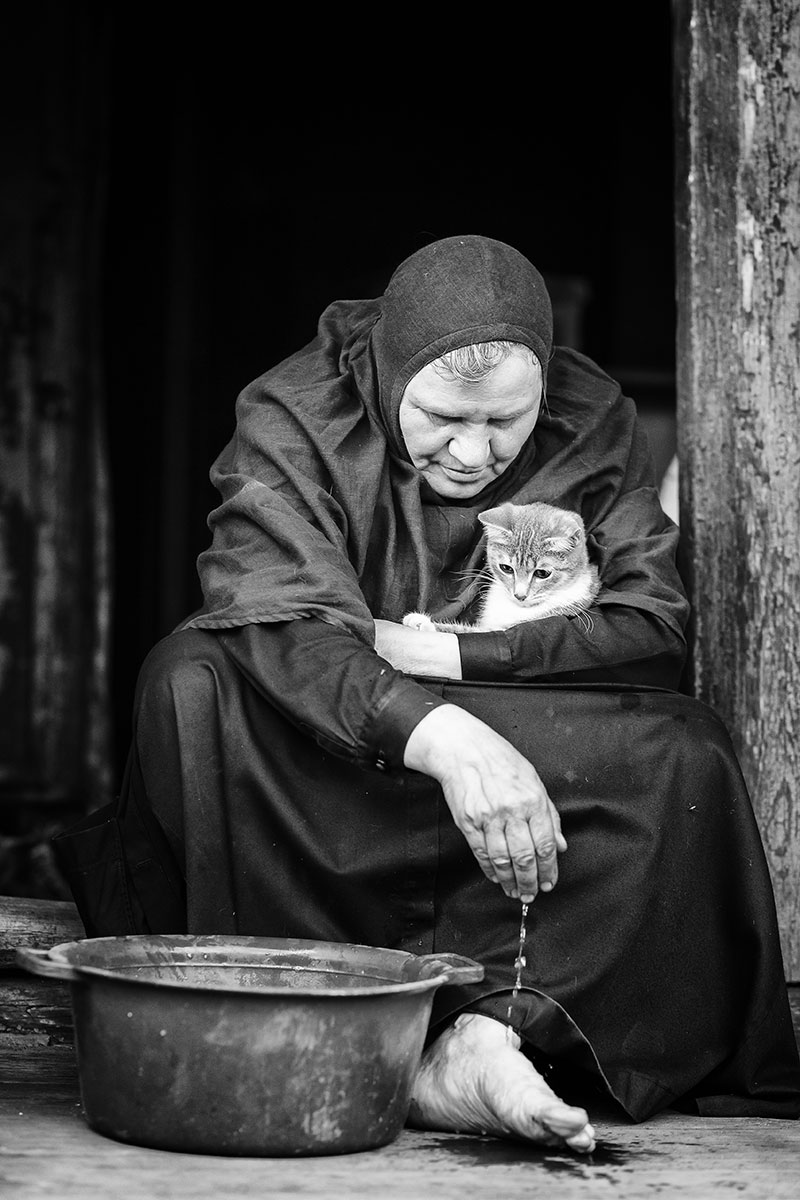 Матушка Феодосия: труд и молитва (серия)