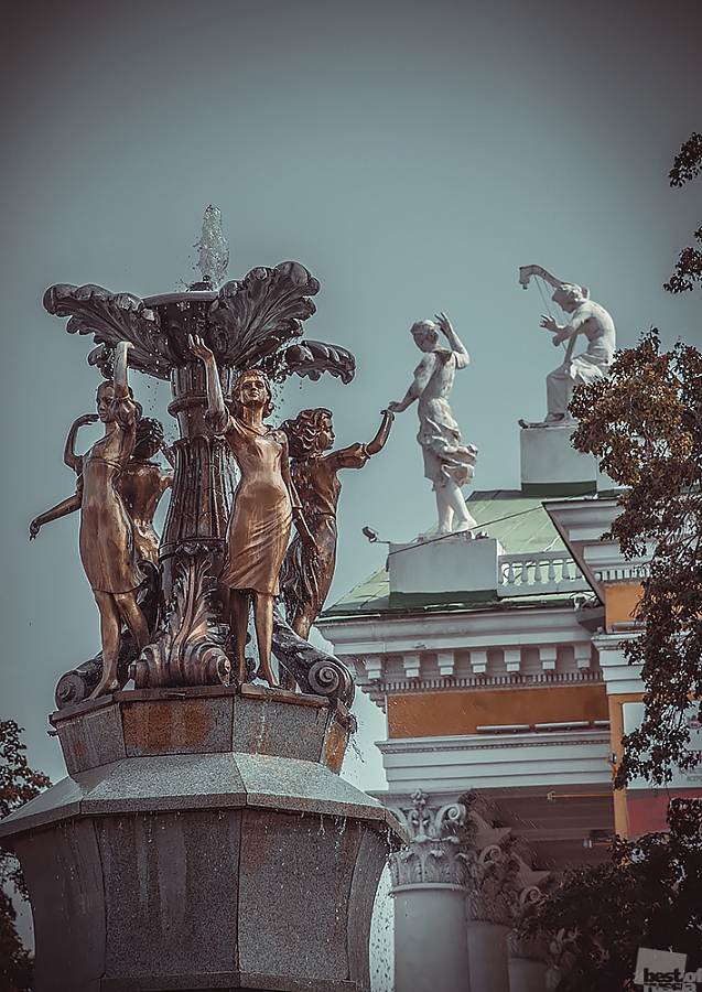 Людмила Ковалёва. «Грации»